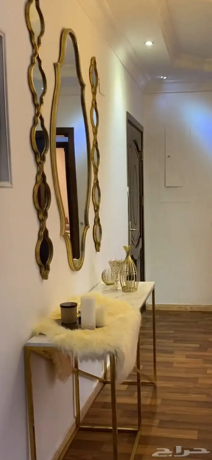 مدخل رخام مع 3 مرايات 2