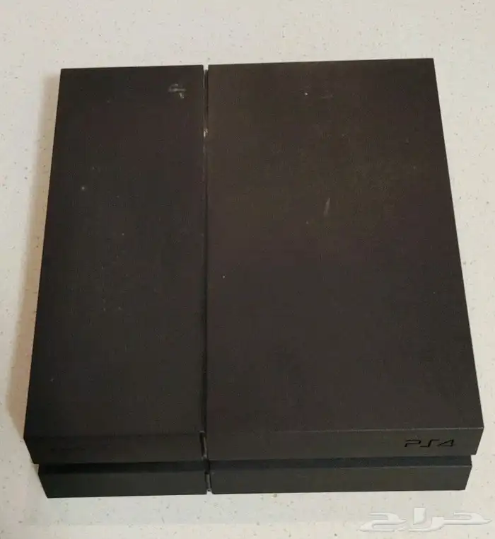 للبيع بلايستيشن 4 بحالة ممتازة 0
