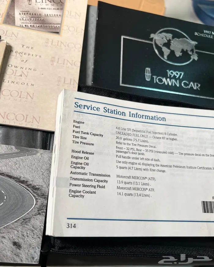 لينكولن تاون كار 1997 2