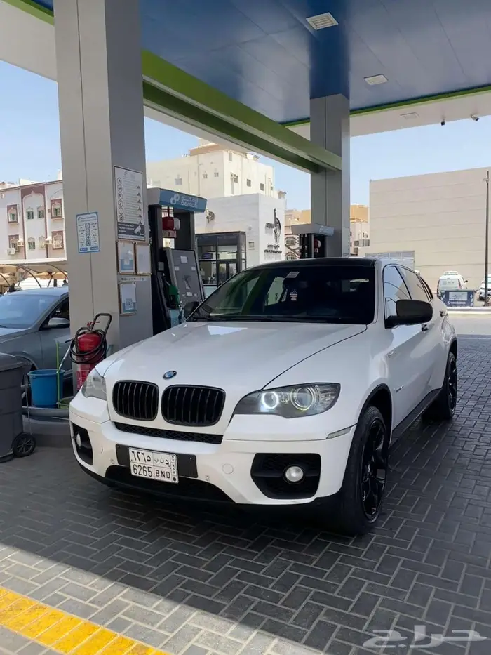 بي ام x6 نظيف 1