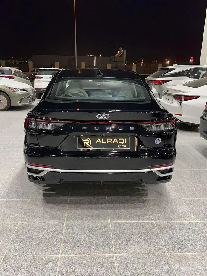 فورد تورس ترند 2026 8