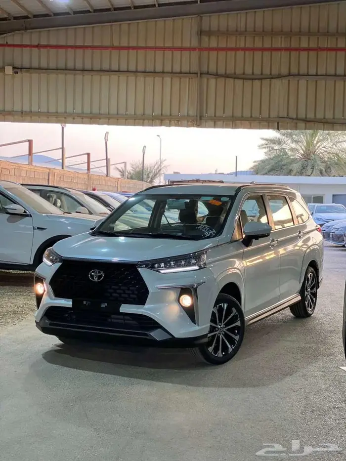 تويوتا فيلوز GLX موديل 2025 0