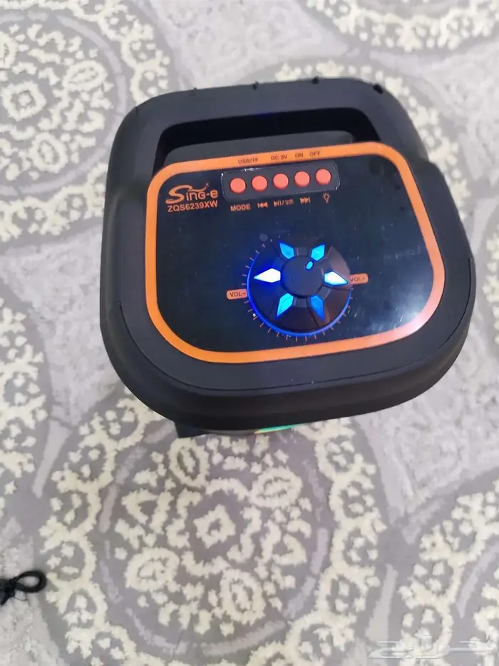 Double Speaker 0