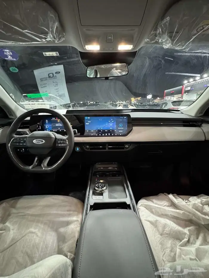 فورد تورس ترند 2026 4