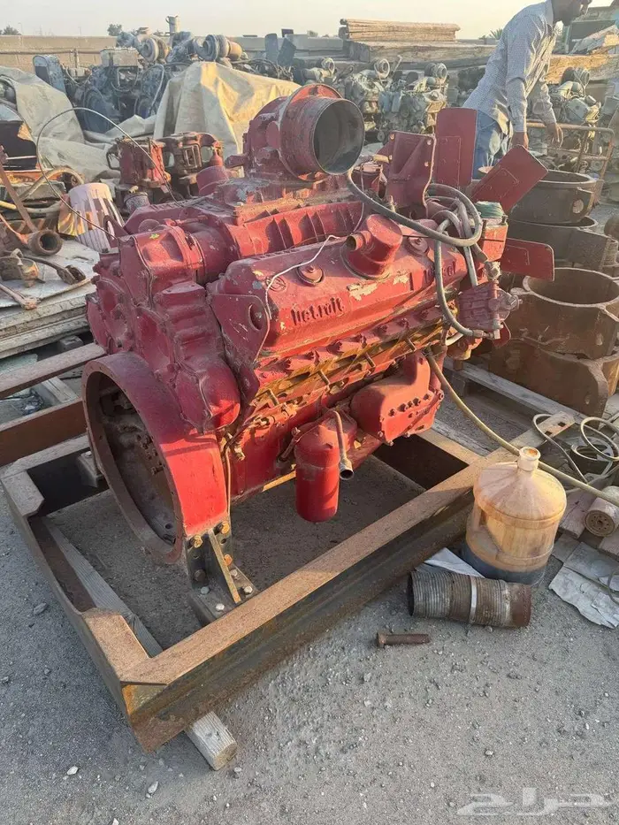 مكينة جي ام v 8سلندر 1
