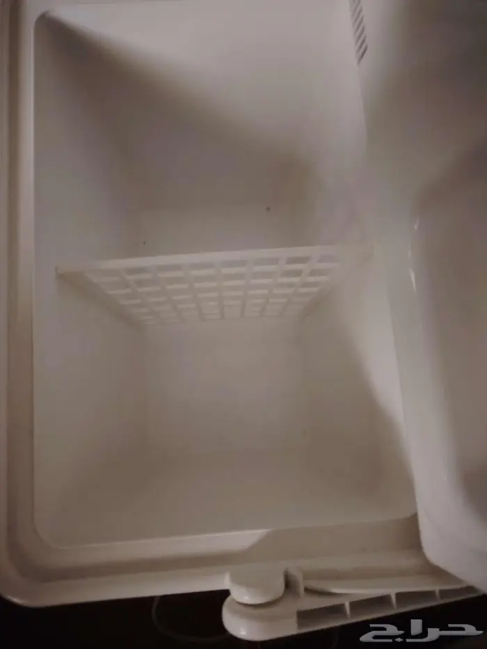 للبيع ثلاجة سيارة تبيريد فقط لا غير 0