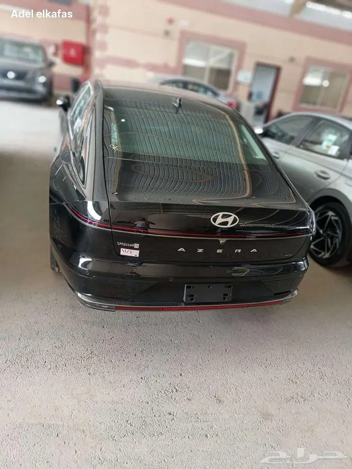 هيونداي ازيرا 2026 فل كامل لون اسود 4