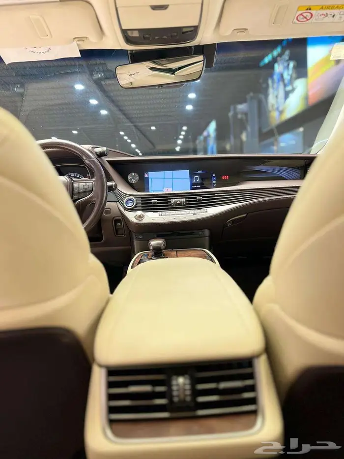 لكزس LS 500 وكاله فل كامل 2018 9