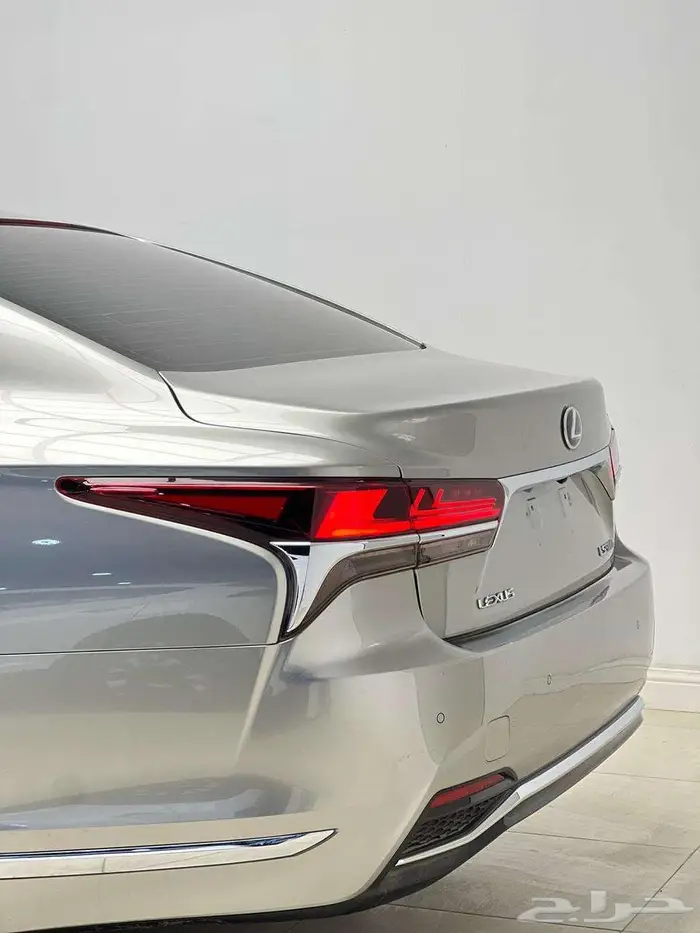 لكزس LS 500 وكاله فل كامل 2018 3