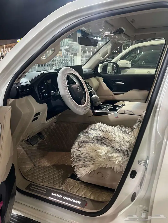 جيب GXR-L4 بنزين 2024 ابيض 5