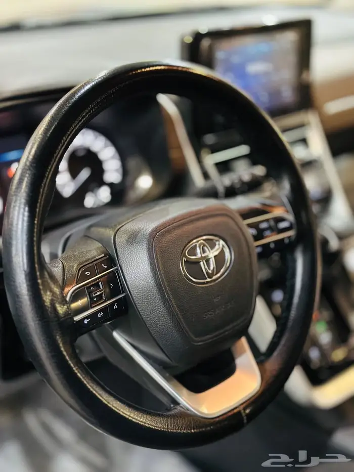 تويوتا انوفا 2024 عبداللطيف بنزين 12