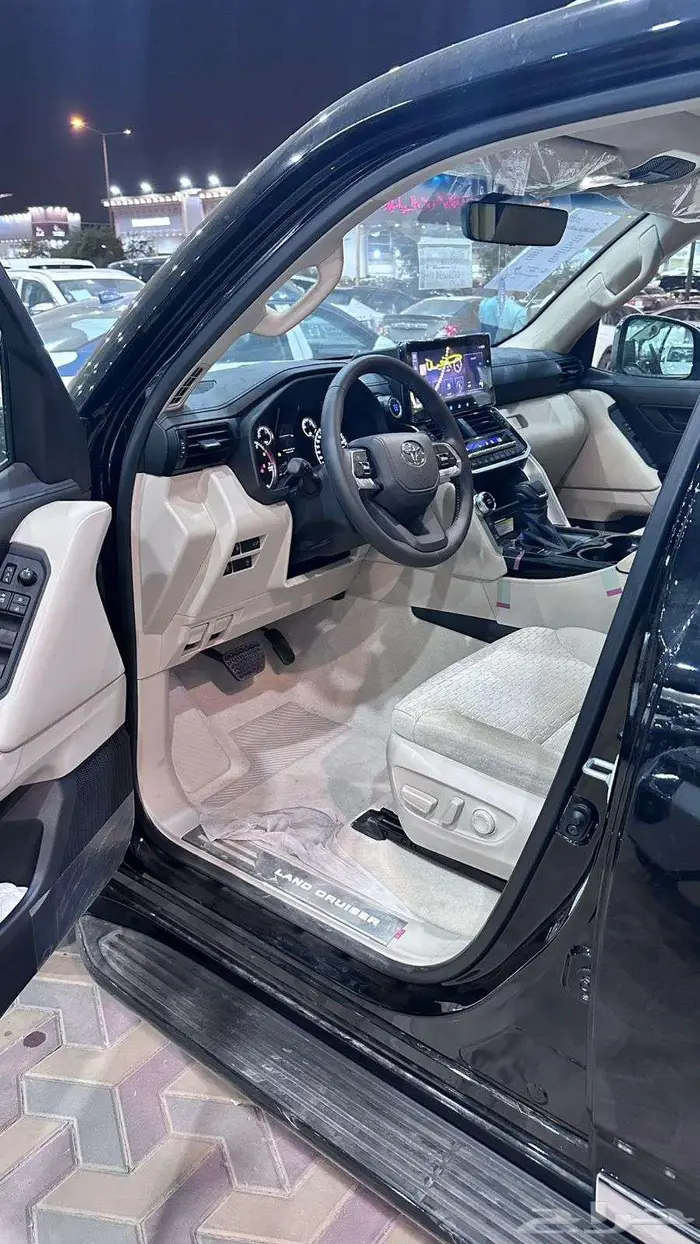 تويوتا لاند كروزر GXR3 2024 سعودي جير اوتوماتيك 5