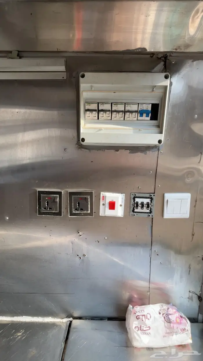 فان او ترك فود للبيع 0