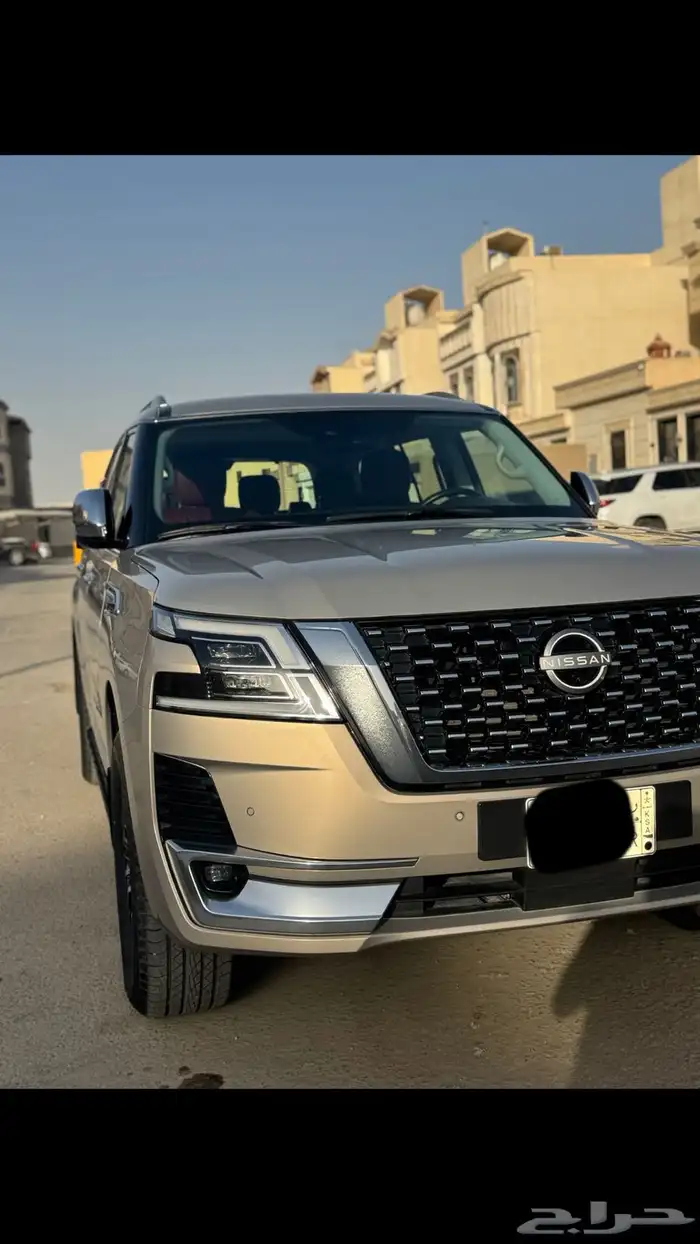 للبيع نيسان باترول بلاتينيوم V6 موديل 2022 5