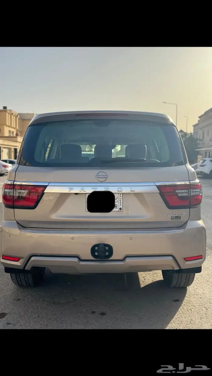 للبيع نيسان باترول بلاتينيوم V6 موديل 2022 9