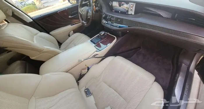 للبيع لكزس 350 LS موديل 2018 10