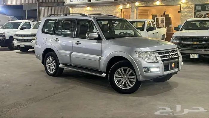 باجيرو دبل فل كامل 2017 (3.8) GLS 0