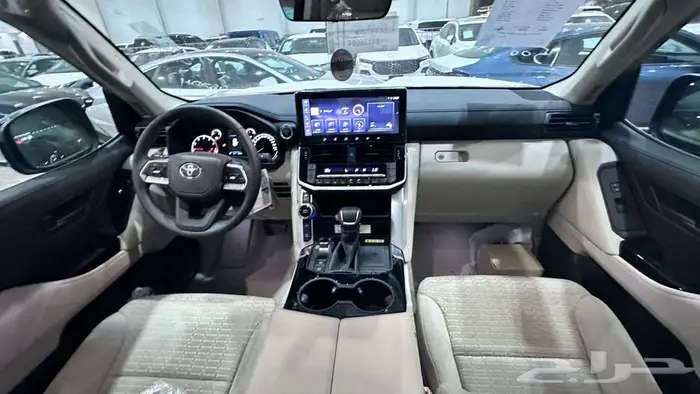 تويوتا لاند كروزر GXR3 2024 سعودي جير اوتوماتيك 8