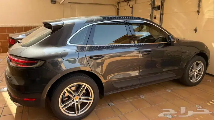 ماكان 2020 رمادي 23