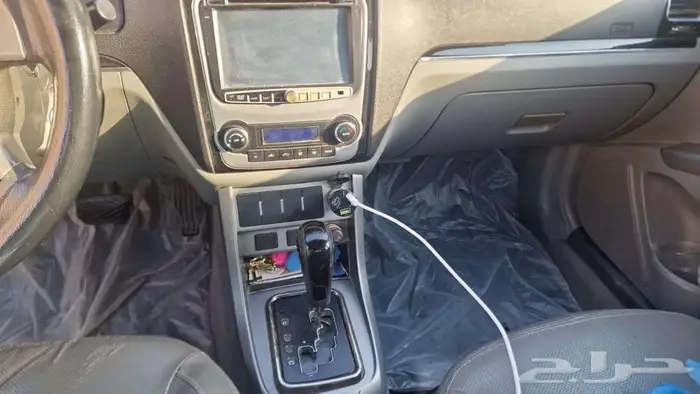 جيلي ام قراند 8