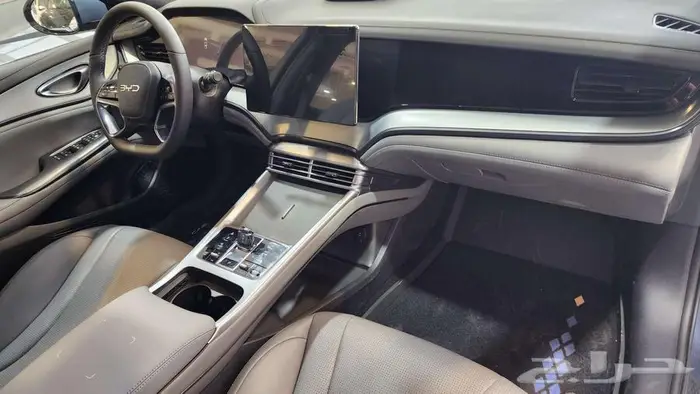 بي واي دي سيل 7 2025 عروض اليوم الوطني من سفنز للسيارات 12