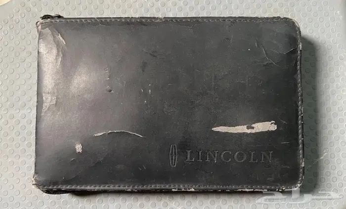 لينكولن تاون كار 1997 1