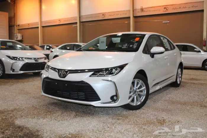 تويوتا كرولا 2.0 XLI بنزين 2025 1