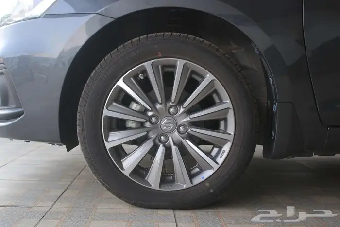 سزوكي سياز 5