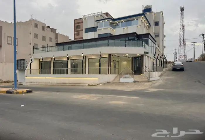 معرض دورين للإيجار سبت العلايا حي الخالدية 0