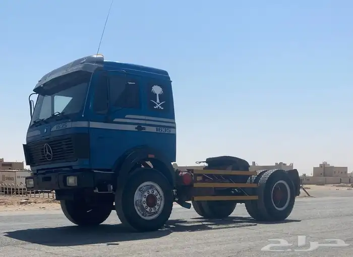 للبيع راس اللبي مورسيدس موديل 86 3