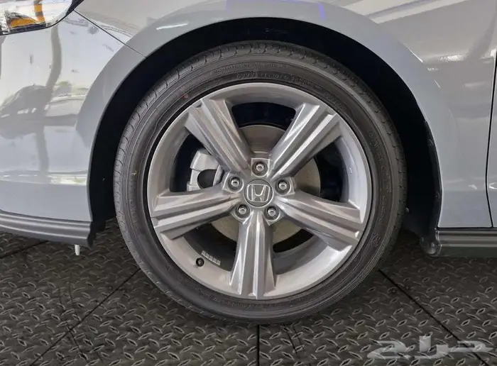 هوندا أكورد نص فل 2025 إيجار منتهي بالتمليك 22
