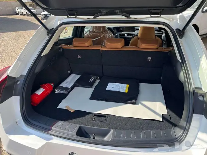 لكزس UX200 2022 اصفار 7