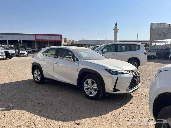 لكزس UX200 2022 اصفار 1