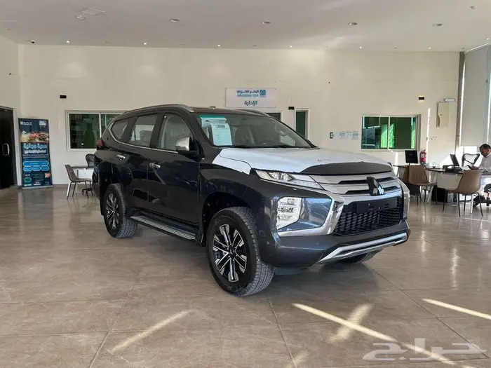 ميتسوبيشي مونتيرو 2022 اصفار 1