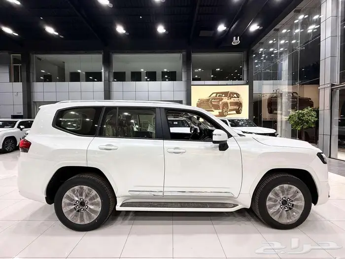 تويوتا لاندكروزر GXR L4 بنزين سعودي 2025 اقل سعر كاش وبنوك 9