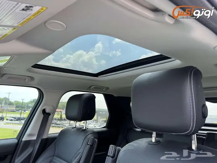 2023 لاند روفر ديسكفري S 11