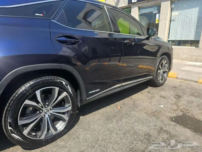 Lexus RX 450h 4