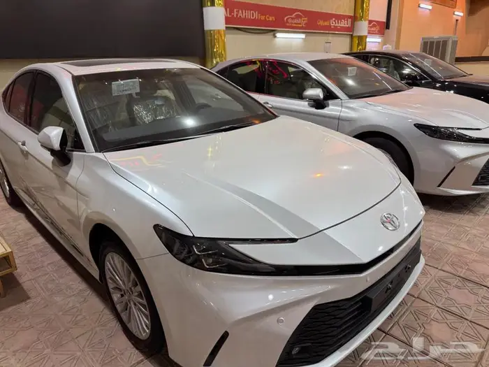 كامري LE فتحه سعودي 121 الف 0