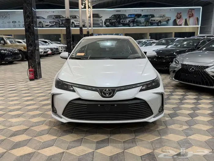 تويوتا كورولا XLI 2.0 طيس بنزين 2025 1
