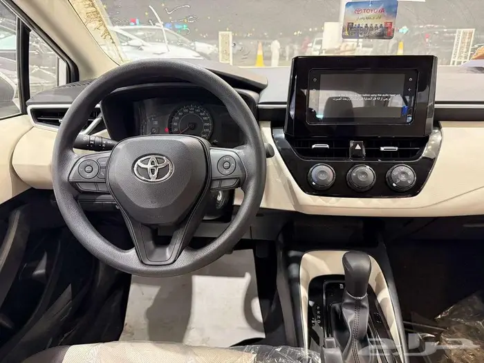 تويوتا كورولا XLI 2.0 طيس بنزين 2025 8