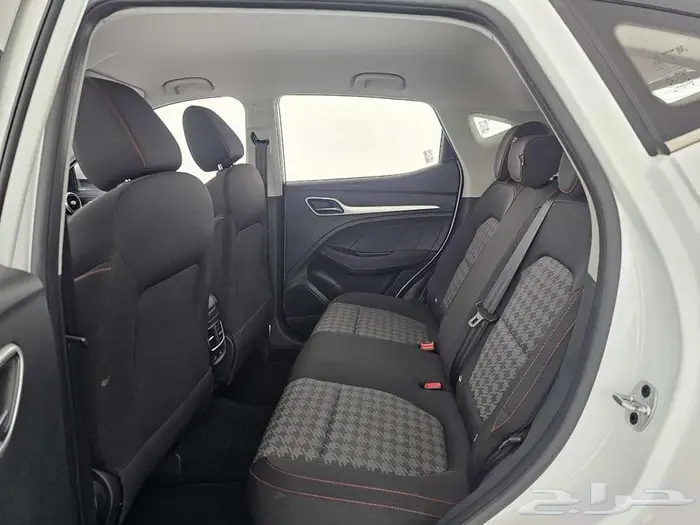 ام جي ZS STD 2023 7