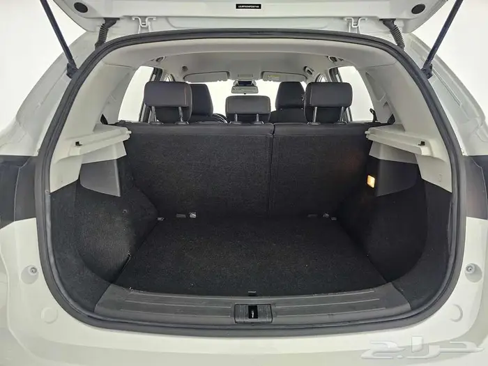 ام جي ZS STD 2023 8