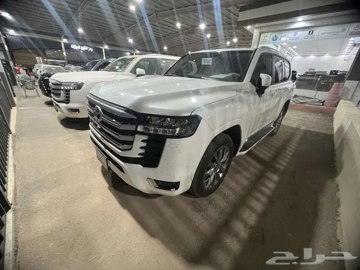جيب GXR-L4 بنزين 2024 ابيض 2