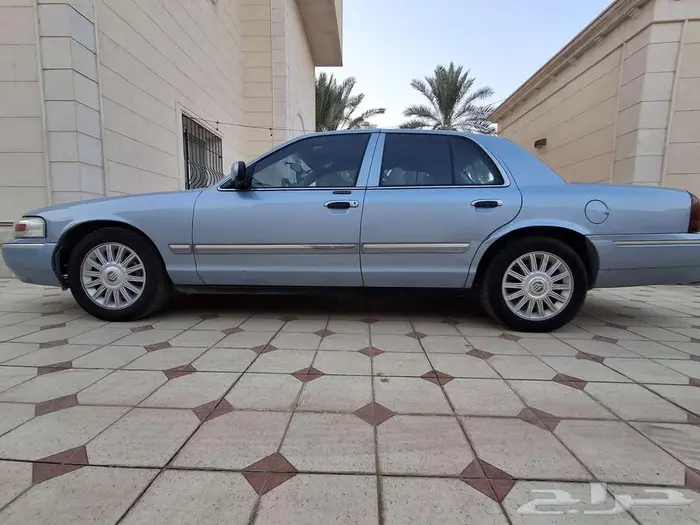 فورد قراند ماركيز 2010 2