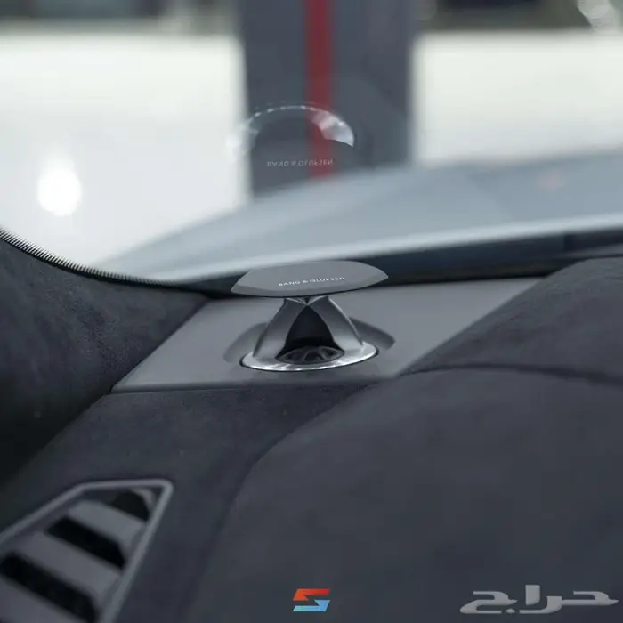 لامبورجيني اوروس بيرفورمانتي موديل 2023 25