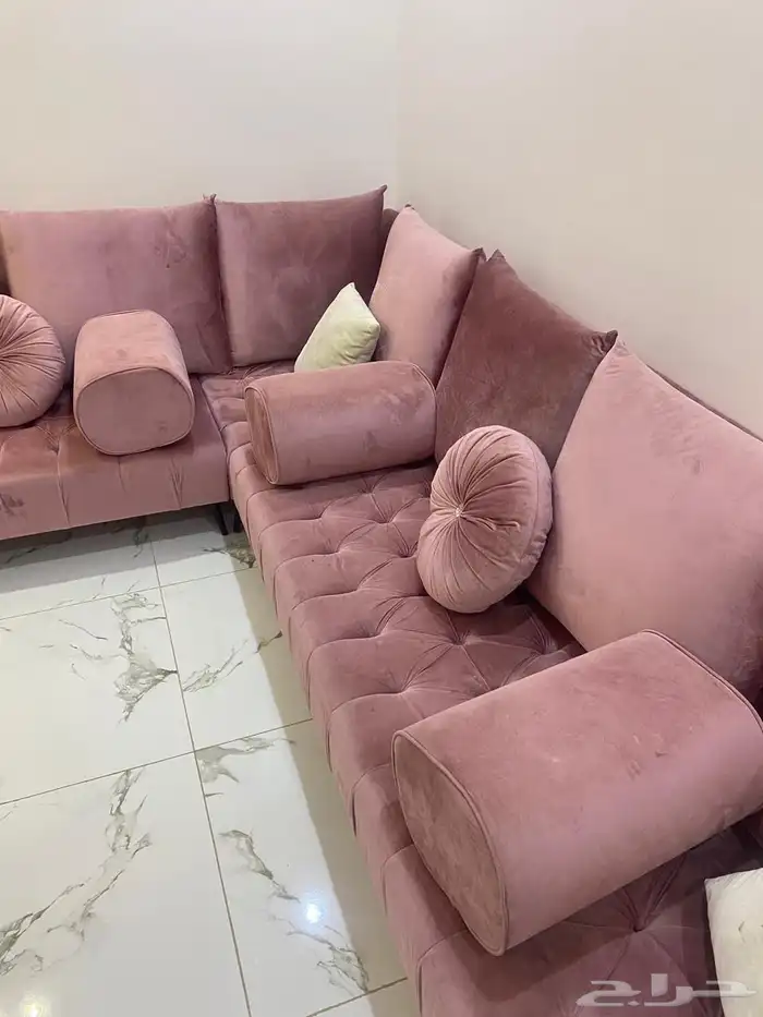 كنب نظيف واسفنجه الدانلوب والخشب الاصلي 2