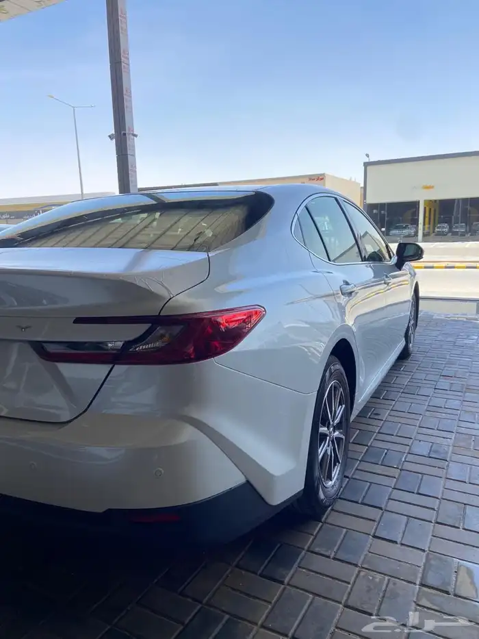 تويوتا كامري 2025 استاندر 5