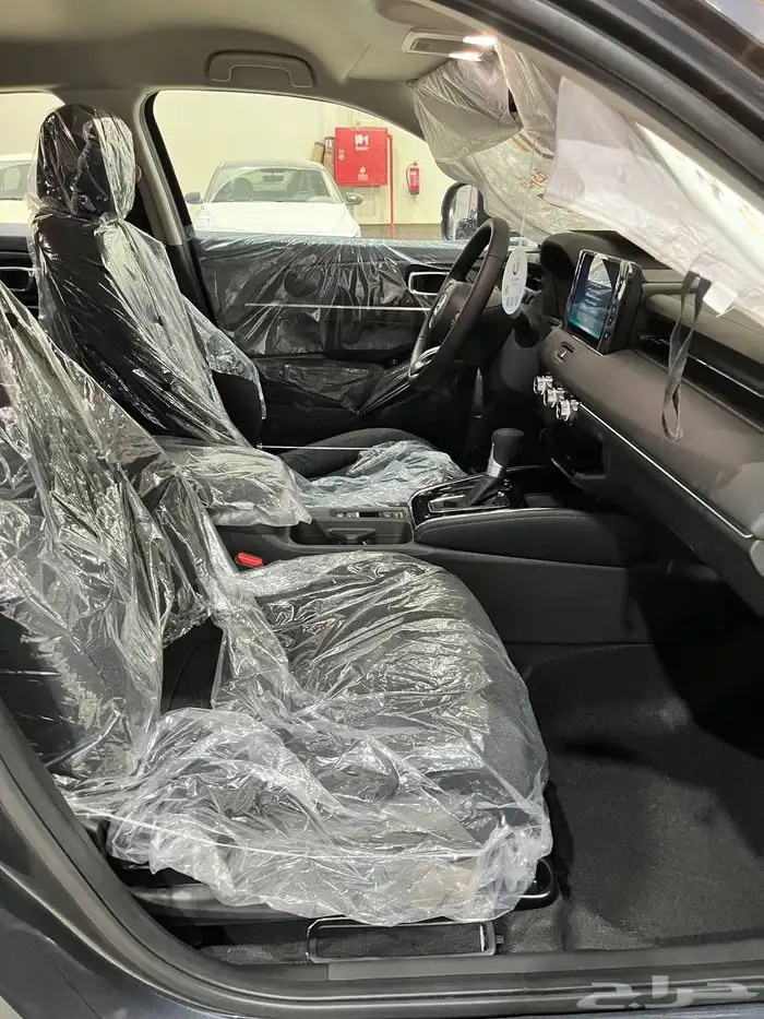 هوندا HR Vنص فل 2025 جاهزه 79575عروووض اليوم الوطني 9