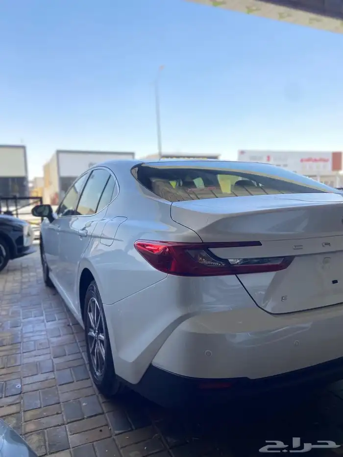 تويوتا كامري 2025 استاندر 4