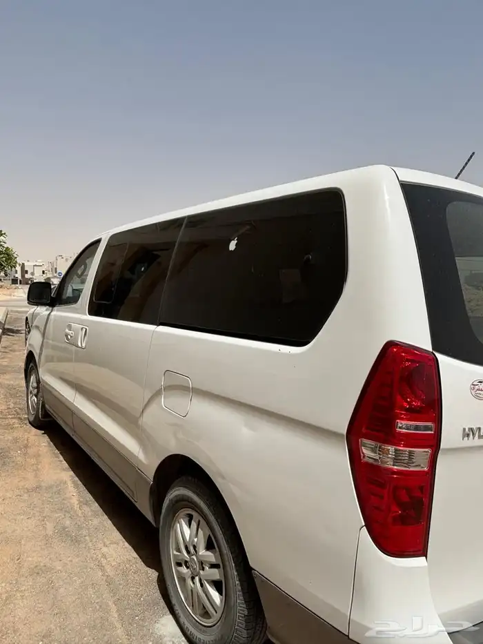نقل طالبات من محطة قطار بنك الاول العارض 0